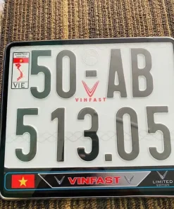 127890122