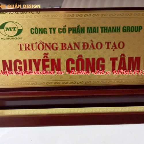 Bảng Chức Danh Để Bàn