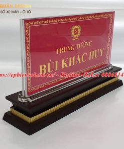 Bảng Chức Danh Để Bàn