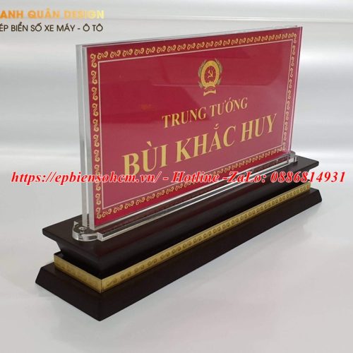 Bảng Chức Danh Để Bàn
