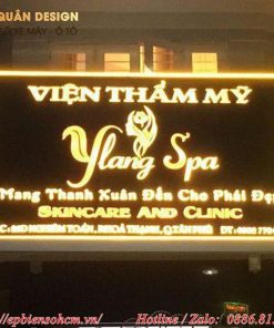 bảng hiệu Mica cho Spa