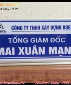 Biển chức danh mica giám đốc để bàn