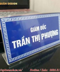 Biển chức danh mica giám đốc để bàn