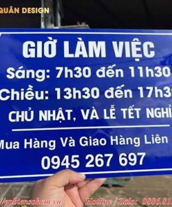 bảng Mica giờ làm việc