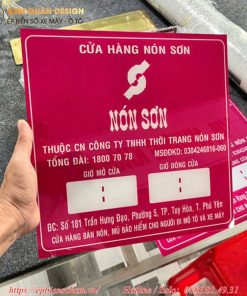 bảng Mica giờ làm việc