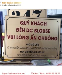 bảng Mica giờ làm việc