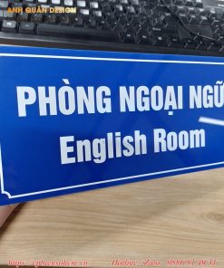 bảng mica tên phòng trung tâm ngoại ngữ