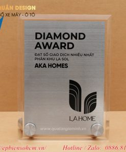 bảng vinh danh Mica