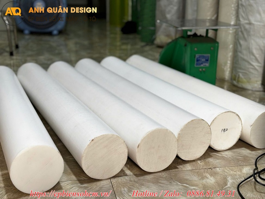 Gia công cắt lẻ tấm nhựa PTFE kích thước theo yêu cầu Gia công cắt lẻ tấm nhựa PTFE kích thước theo yêu cầu