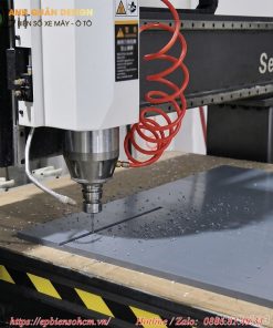 Gia công cắt lẻ tấm nhựa PVC kích thước theo yêu cầu