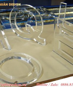gia công mica theo yêu cầu